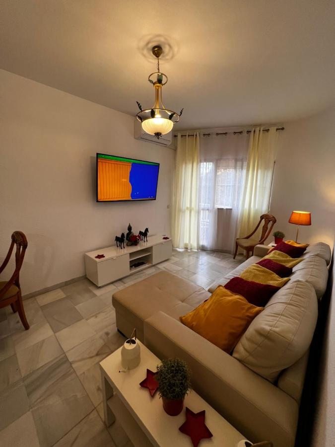 Synergy Apartment, 2 Bedroom, City Center By Namaste Elite Torremolinos Bagian luar foto